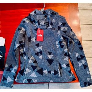 *Brand New(NWTs)- Limited Crescent Hoodie in Aztec Grey - Woman’s SM: MSRP:$160